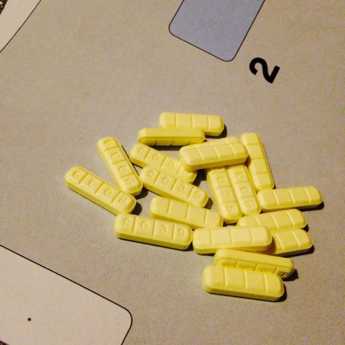 Buy-Yellow-Xanax-Bars-R039-Online